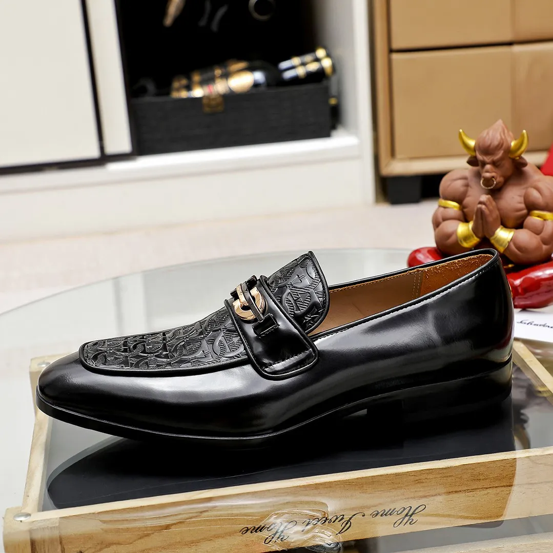 Men's shoes 💰600 🕷🕷🐂【Ferragamo】 Popular fashionable casual shoes🇨🇳Official website counter 1:1 production, original mold opening💯Good quality can be seen, imported high-end first-layer pebbled calfskin, water-dyed🐂leather lining🌿very clear texture, high-quality waterproof, non-slip and wear-resistant outsole🎋high quality and low price, truly handmade🍓, 2 colors available! Code number 38-44 (45. To be customized)